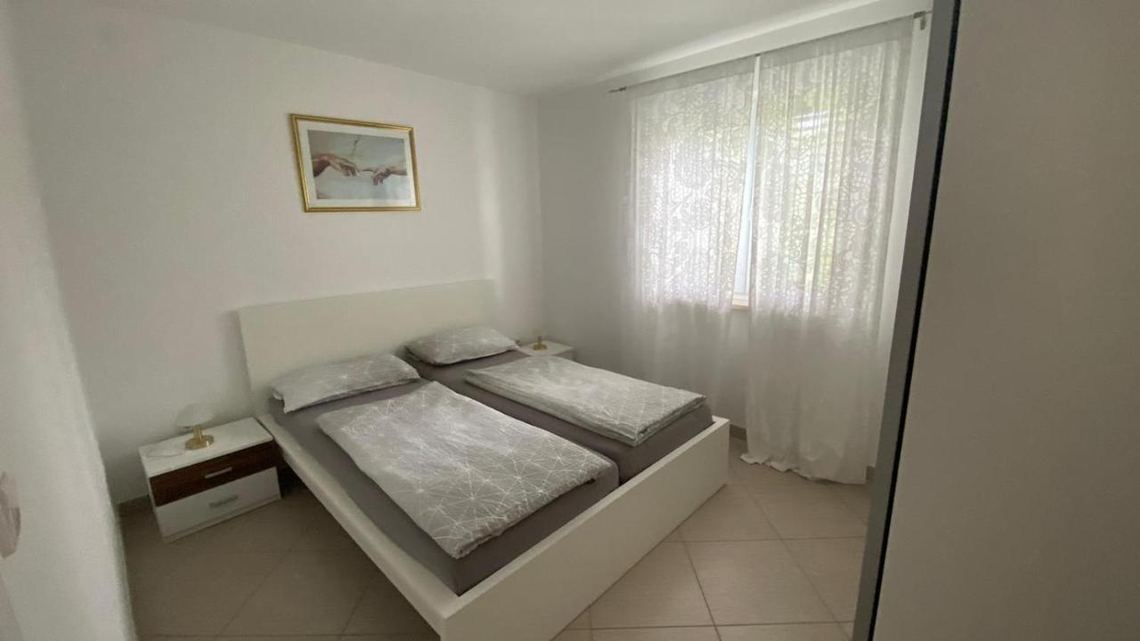Luca Island Krk / Apartment Malinska